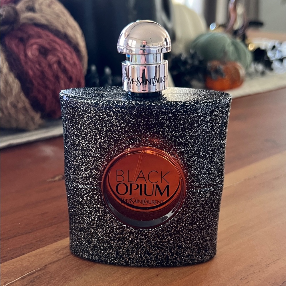 Yves Saint Laurent Black Opium Eau de Parfum
